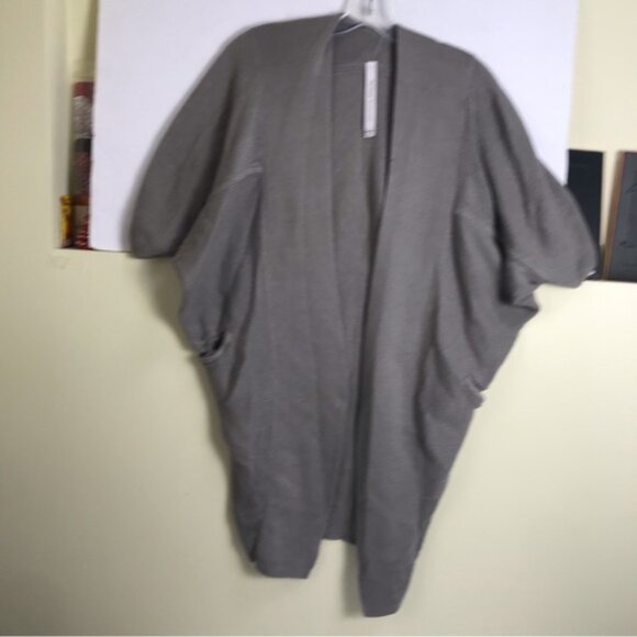 Aritzia The Group Babaton Javier Cocoon Cardigan Knit Sweater Cotton Cape Pocket - Picture 7 of 16